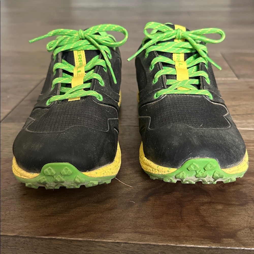 Merrell Kids AltaLight Low Hiking Shoes, Black Green and Yellow Sneaker - Picture 3 of 6